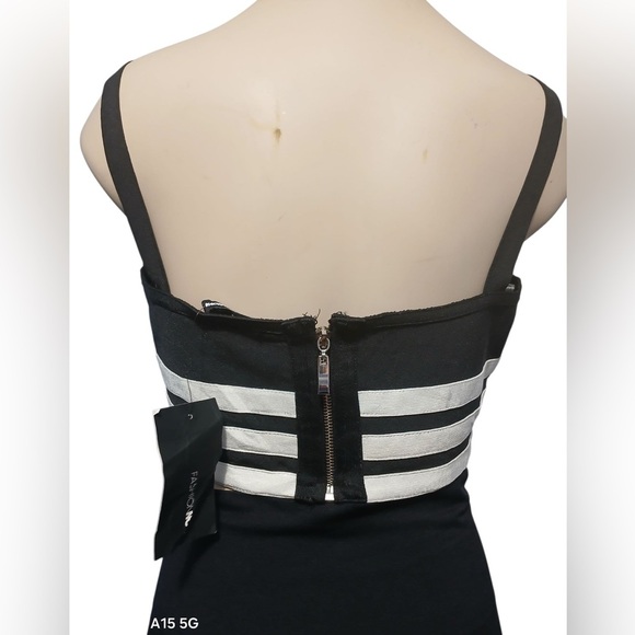 Fashion Nova Monochrome Striped Zipper Top - Picture 9 of 11